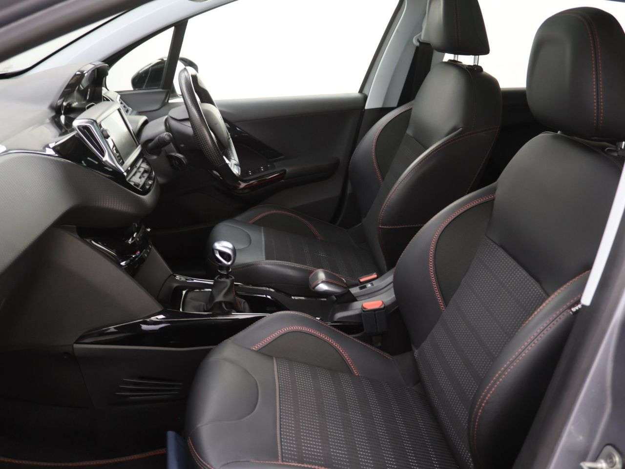 2019 PEUGEOT 2008 2019 PEUGEOT 2008