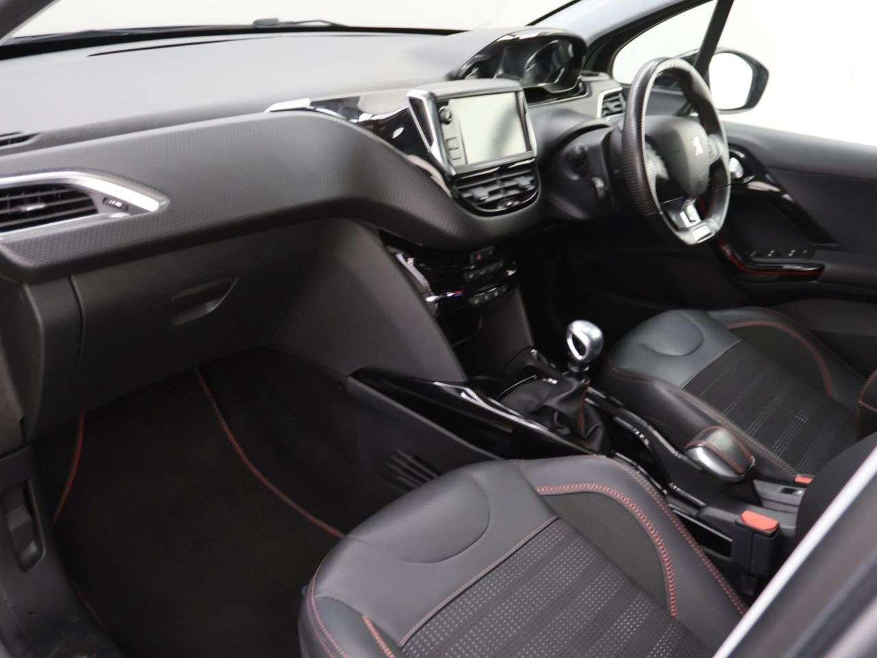 2019 PEUGEOT 2008 2019 PEUGEOT 2008