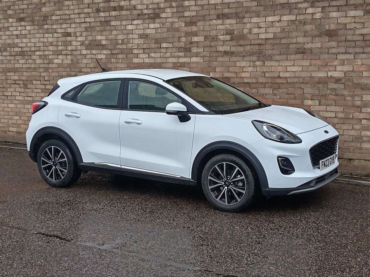 A 2023 FORD PUMA 1.0T EcoBoost MHEV Titanium SUV 5dr Petrol Hybrid DCT Euro 6 (s/s) (125 ps) A 2023 FORD PUMA 1.0T EcoBoost MHEV Titanium SUV 5dr Petrol Hybrid DCT Euro 6 (s/s) (125 ps)