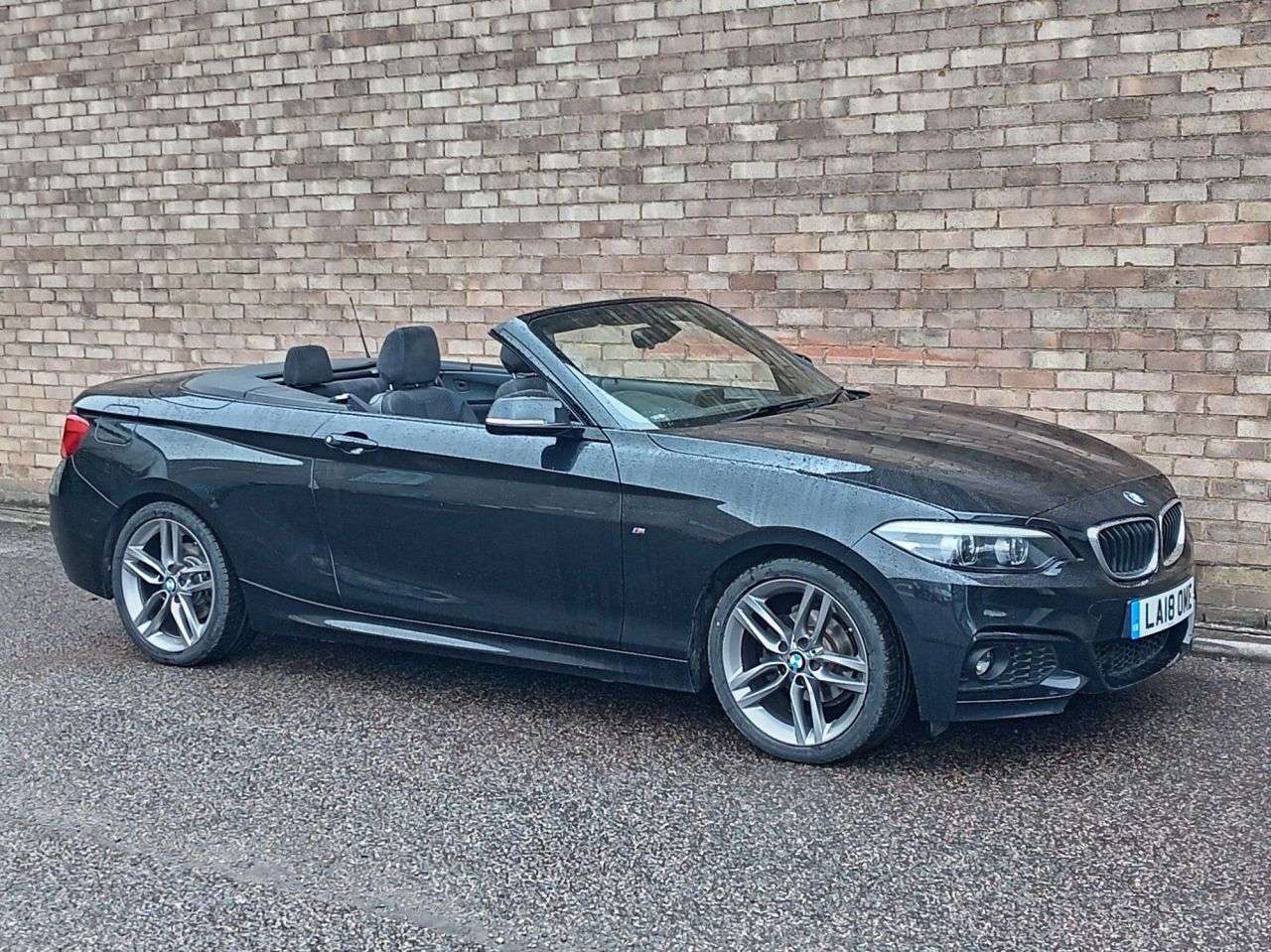 A 2018 BMW 2 SERIES 1.5 218i M Sport Convertible 2dr Petrol Manual Euro 6 (s/s) (136 ps) A 2018 BMW 2 SERIES 1.5 218i M Sport Convertible 2dr Petrol Manual Euro 6 (s/s) (136 ps)