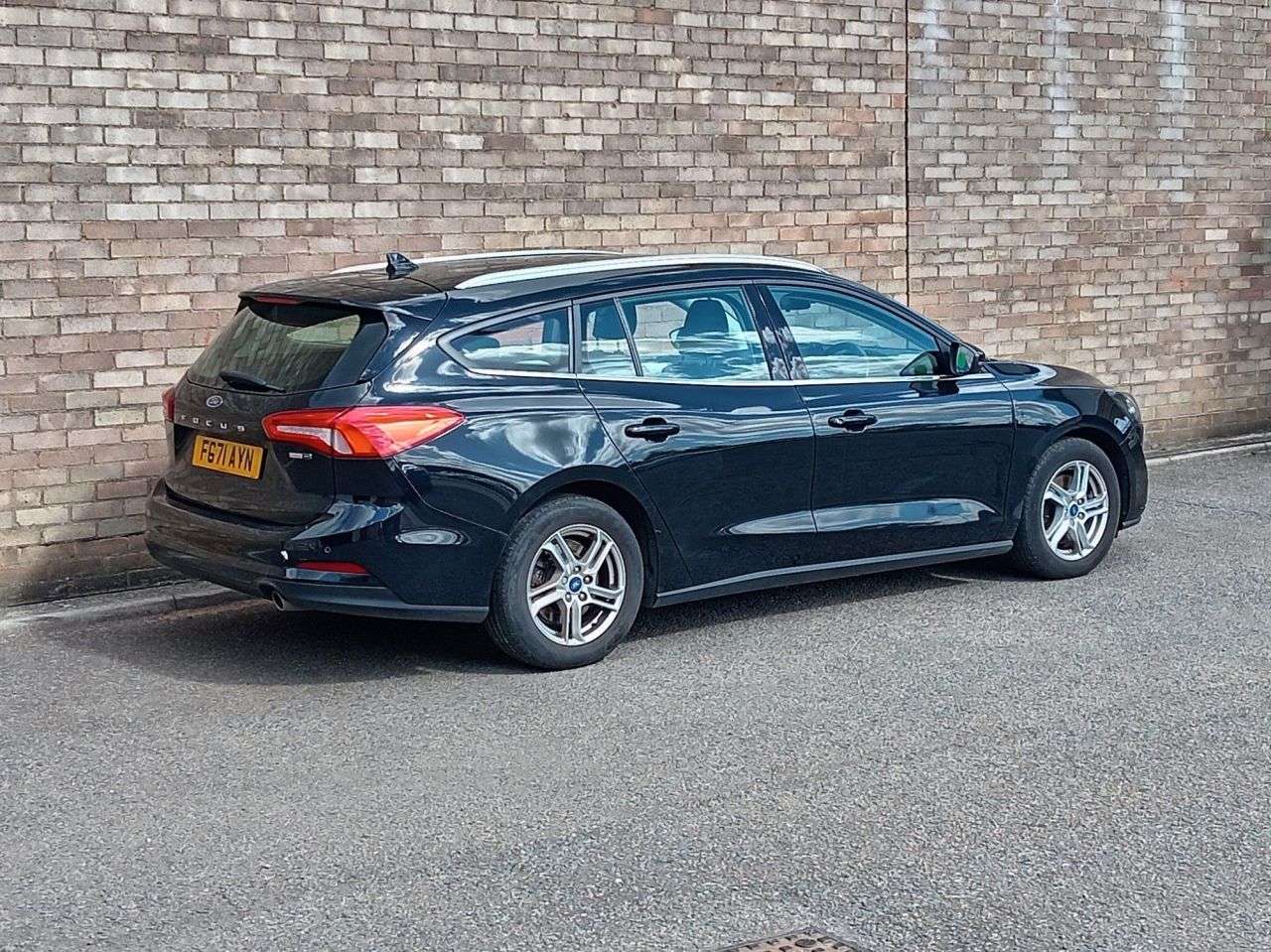A 2021 FORD FOCUS 1.0T EcoBoost Zetec Edition Estate 5dr Petrol Manual Euro 6 (s/s) (125 ps) A 2021 FORD FOCUS 1.0T EcoBoost Zetec Edition Estate 5dr Petrol Manual Euro 6 (s/s) (125 ps)