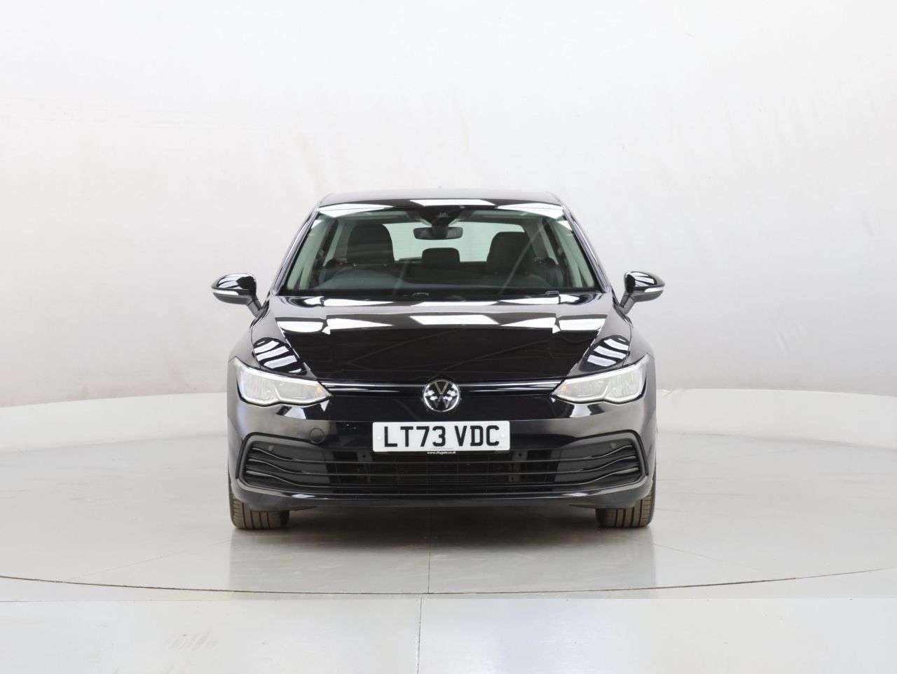 A 2023 VOLKSWAGEN GOLF 1.5 TSI Life Hatchback 5dr Petrol Manual Euro 6 (s/s) (130 ps) A 2023 VOLKSWAGEN GOLF 1.5 TSI Life Hatchback 5dr Petrol Manual Euro 6 (s/s) (130 ps)