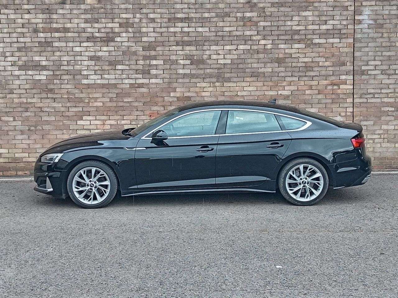 A 2022 AUDI A5 2.0 35 TDI Sport 5dr S Tronic 5dr Diesel (163 ps) A 2022 AUDI A5 2.0 35 TDI Sport 5dr S Tronic 5dr Diesel (163 ps)