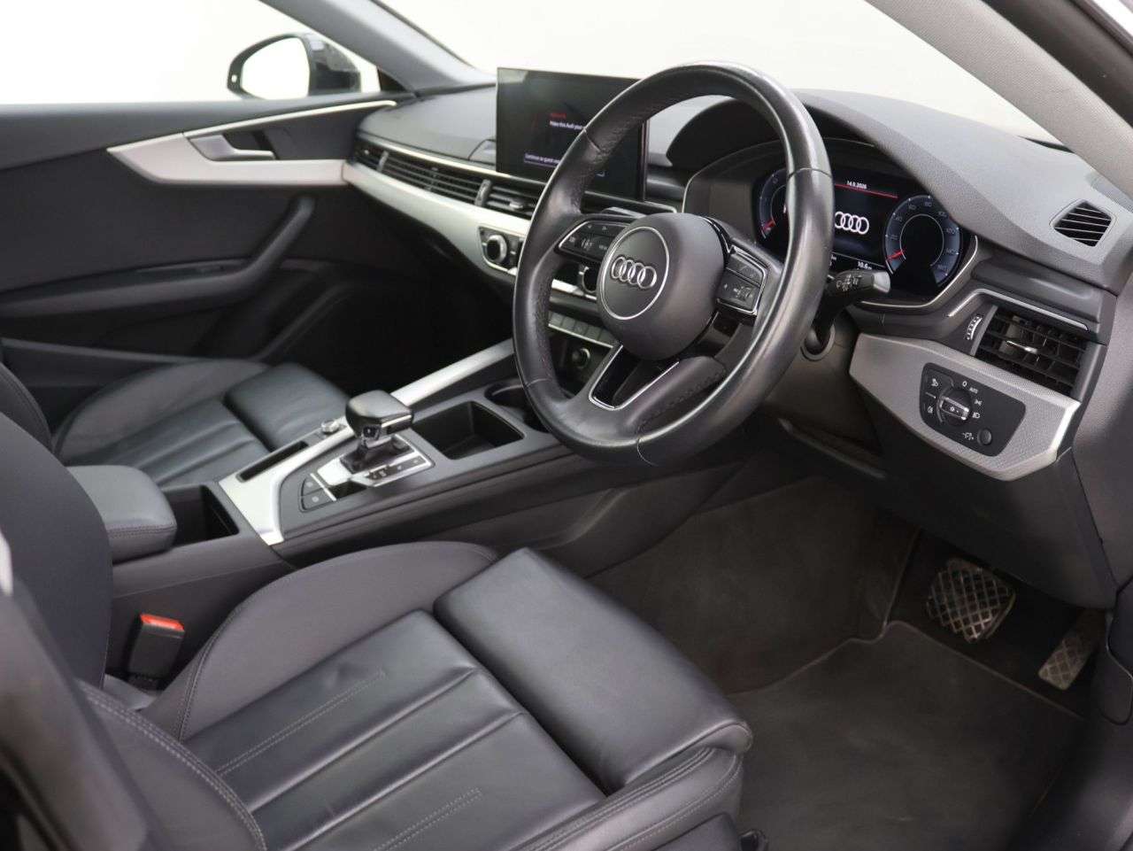 2022 AUDI A5 2022 AUDI A5