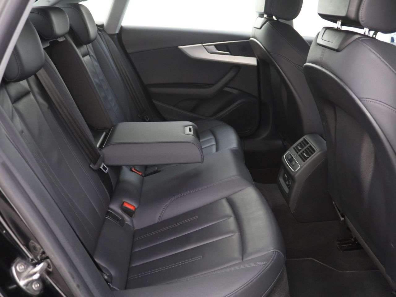 2022 AUDI A5 2022 AUDI A5