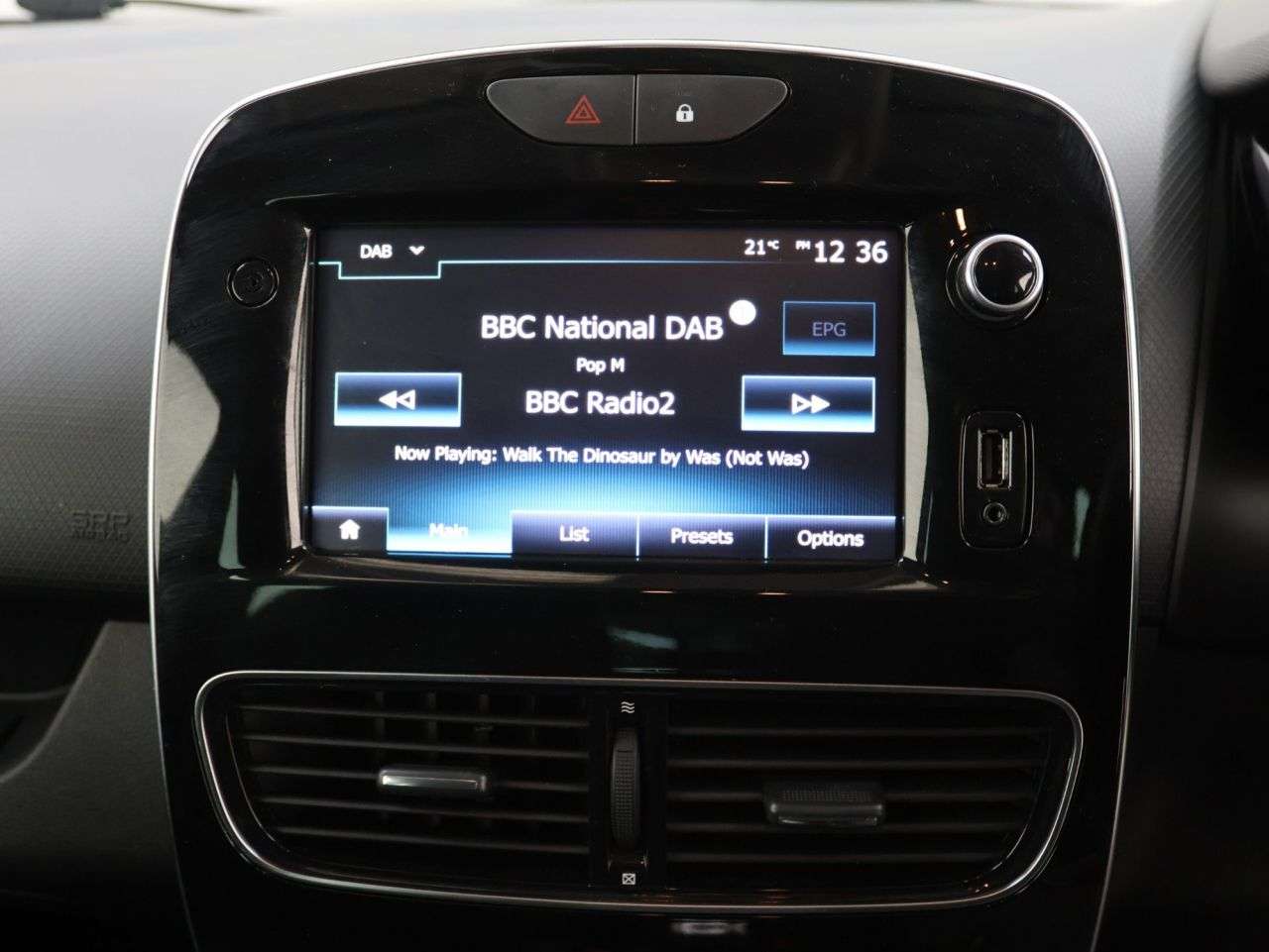2019 RENAULT CLIO 2019 RENAULT CLIO