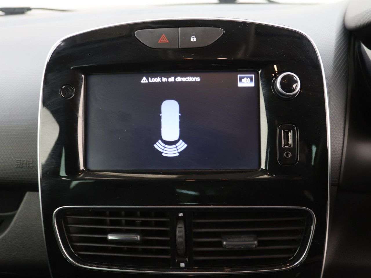 2019 RENAULT CLIO 2019 RENAULT CLIO