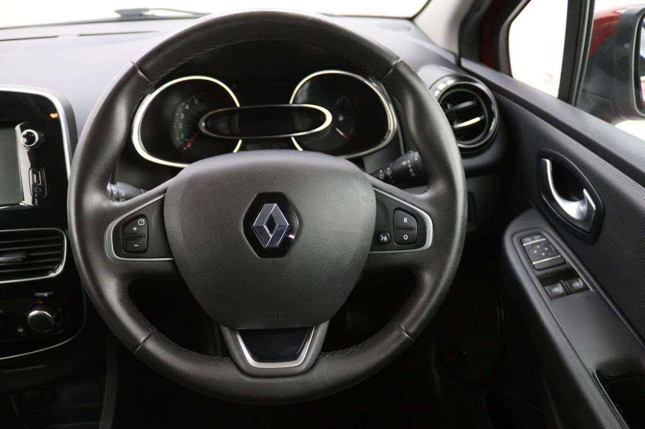 2019 RENAULT CLIO 2019 RENAULT CLIO