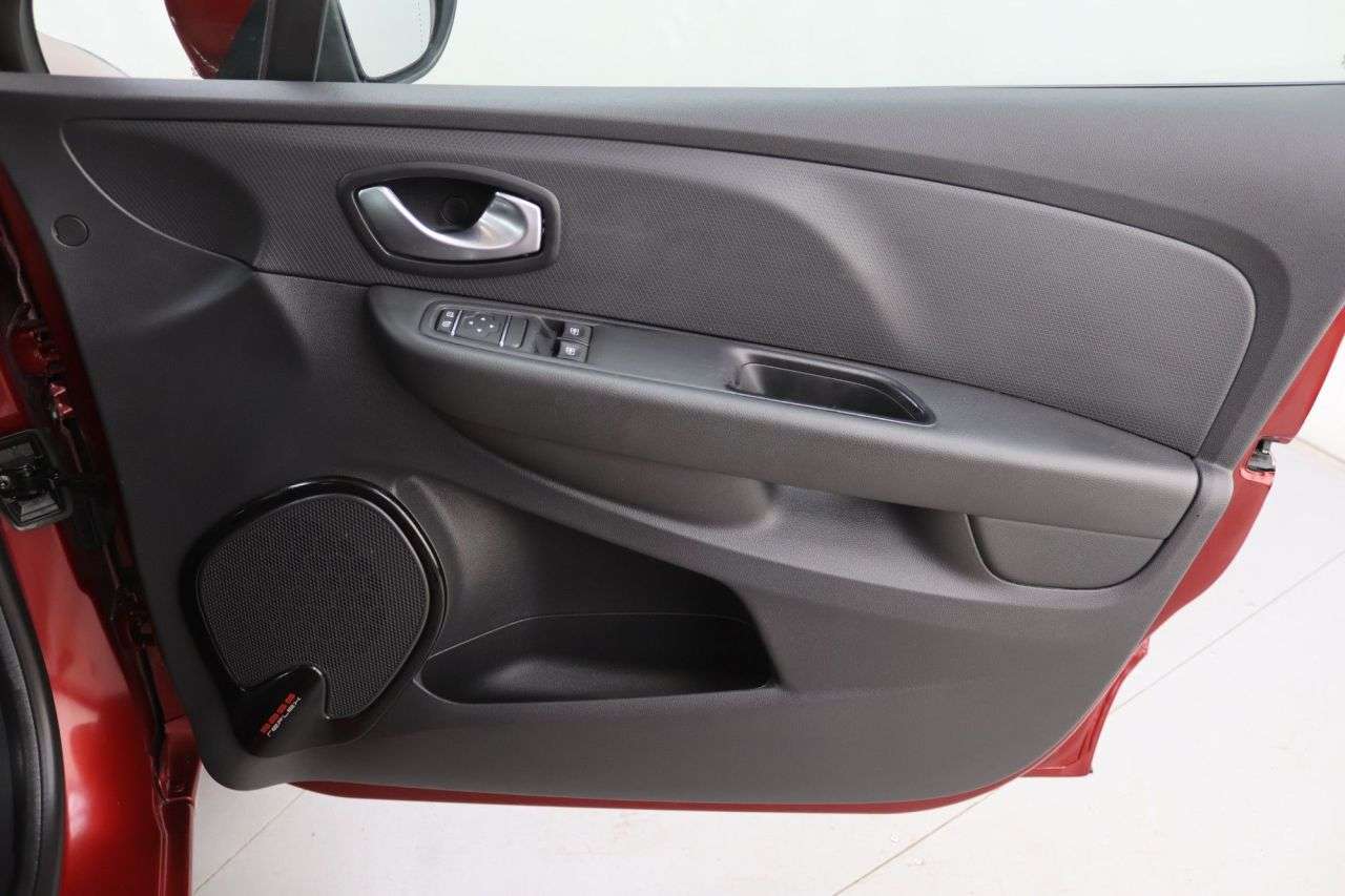 2019 RENAULT CLIO 2019 RENAULT CLIO