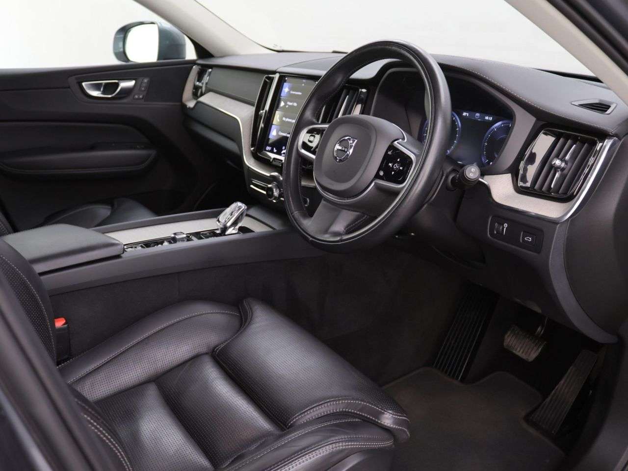 2021 VOLVO XC60 2021 VOLVO XC60