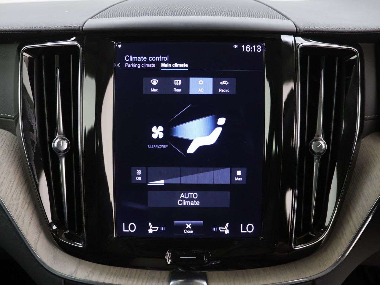 2021 VOLVO XC60 2021 VOLVO XC60