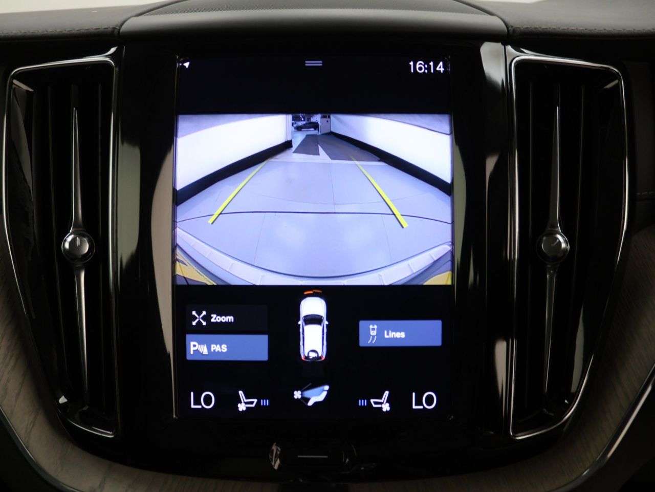2021 VOLVO XC60 2021 VOLVO XC60