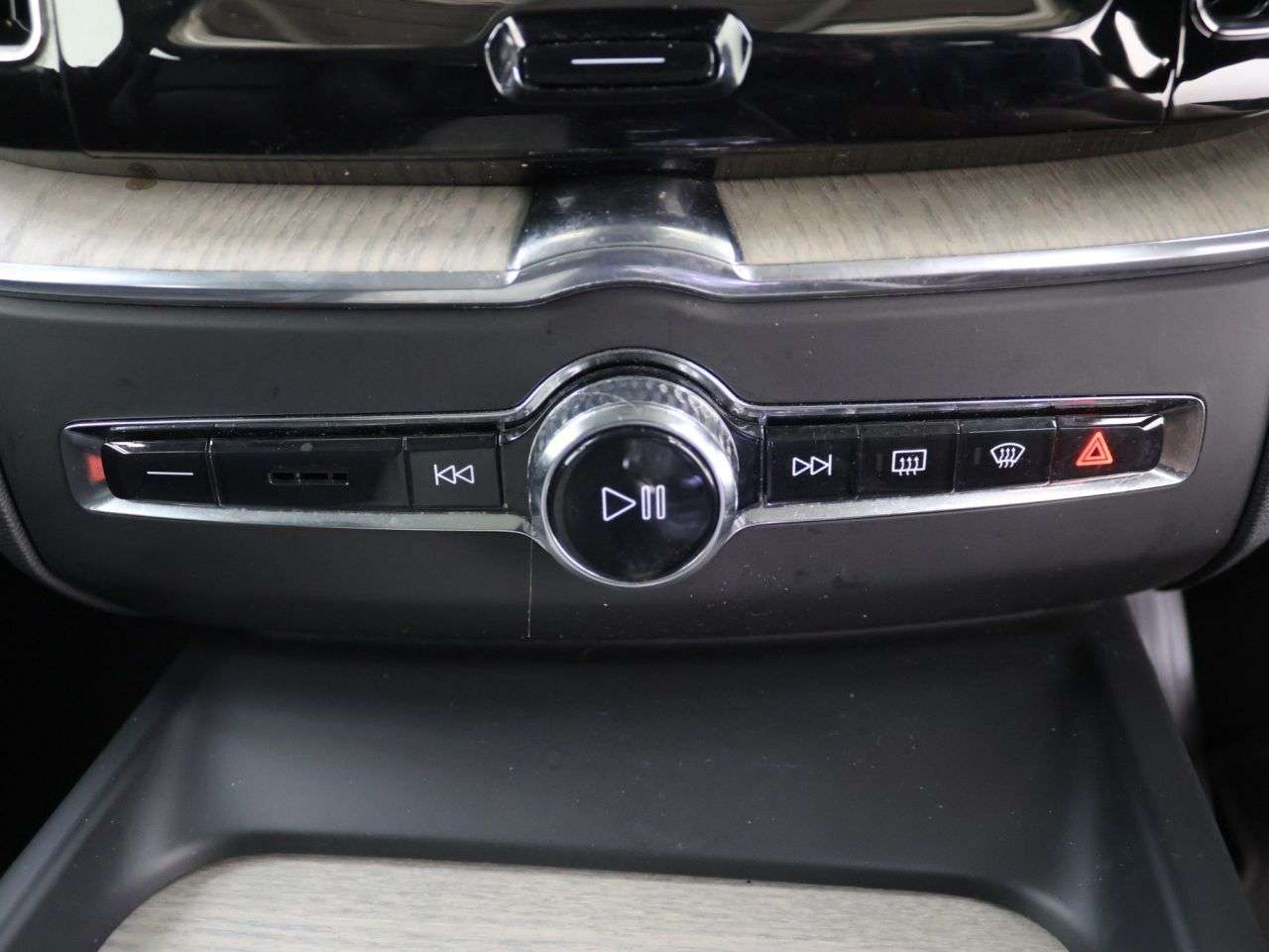 2021 VOLVO XC60 2021 VOLVO XC60