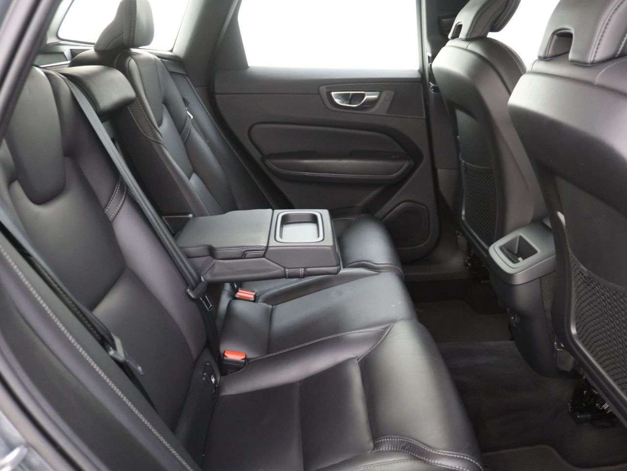 2021 VOLVO XC60 2021 VOLVO XC60