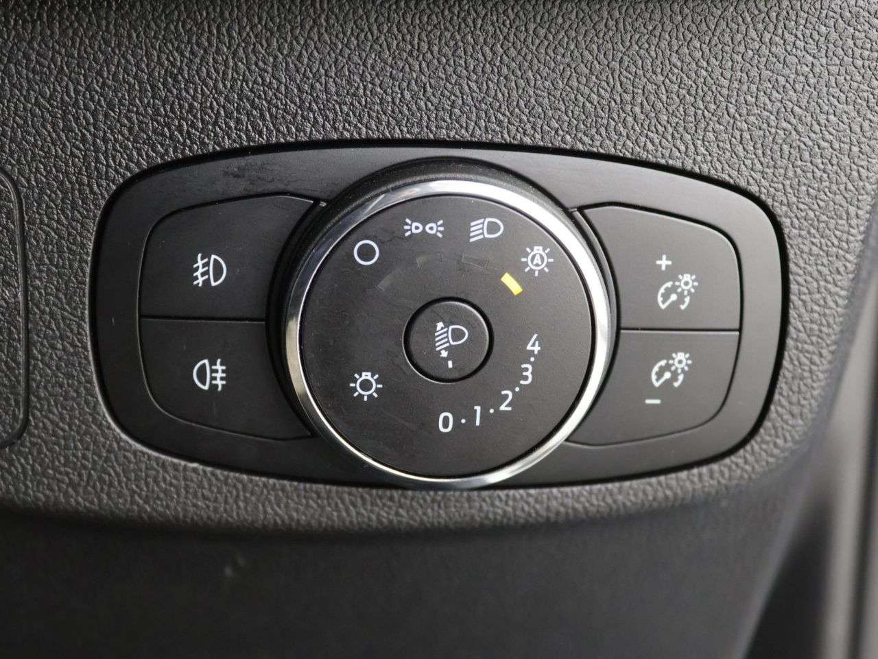 2024 FORD FOCUS 2024 FORD FOCUS