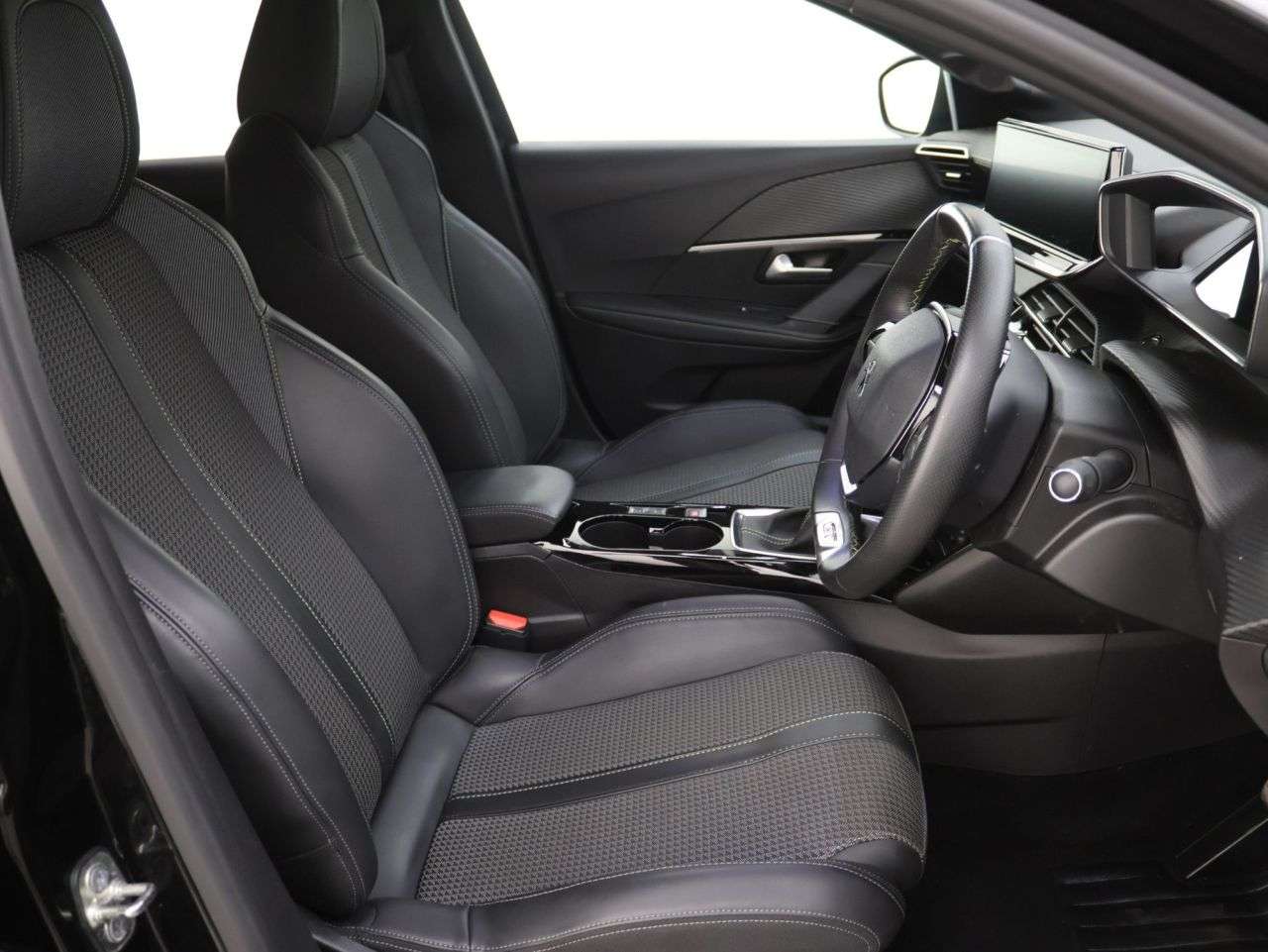 2022 PEUGEOT 208 2022 PEUGEOT 208