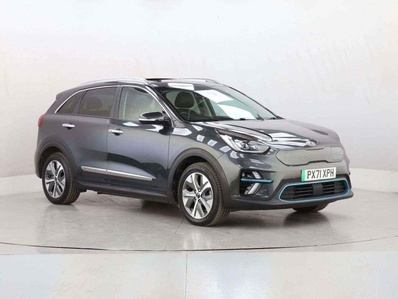 A 2021 KIA NIRO 64kWh 4+ SUV 5dr Electric Auto (201 bhp) A 2021 KIA NIRO 64kWh 4+ SUV 5dr Electric Auto (201 bhp)