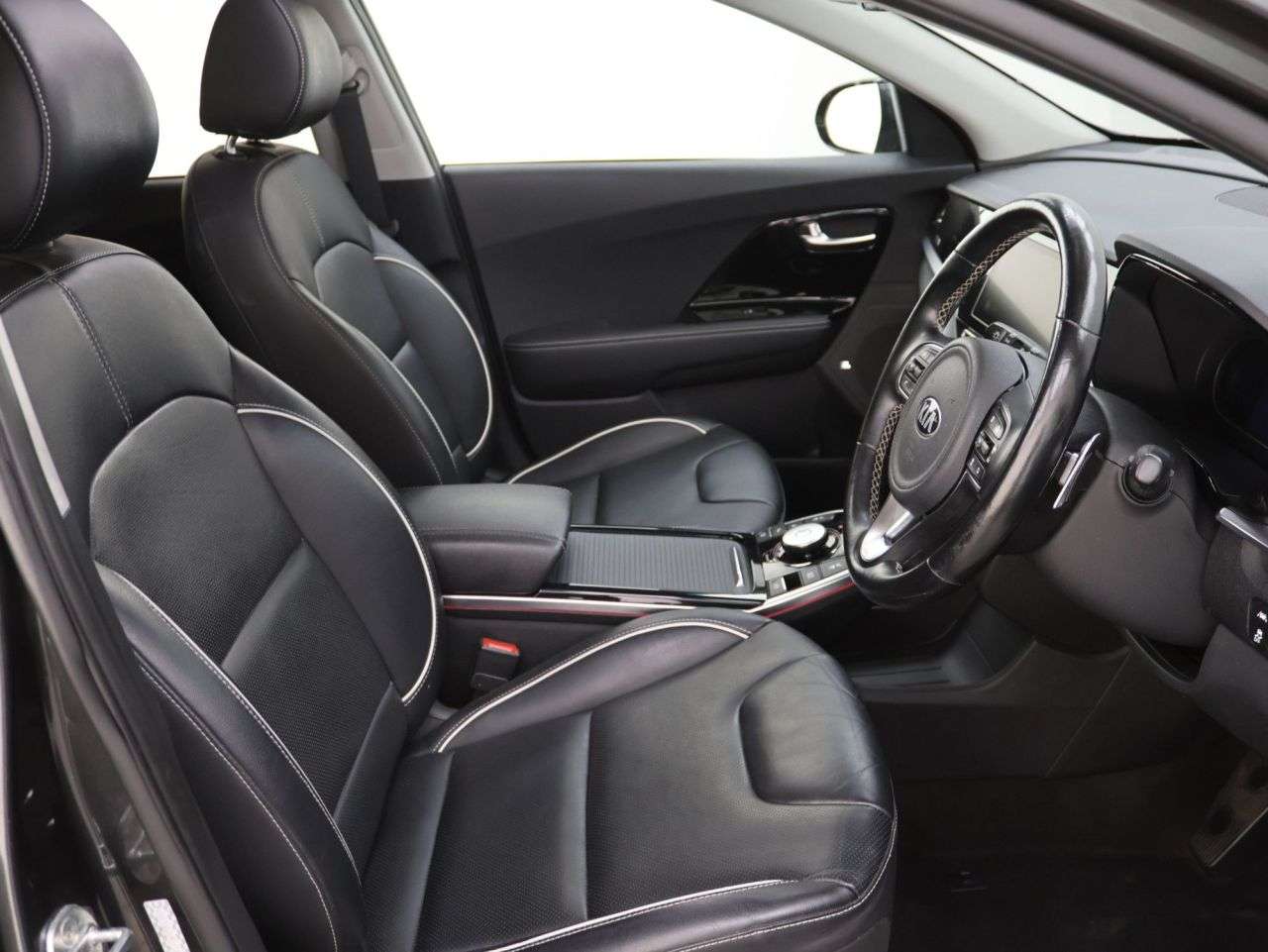 2021 KIA NIRO 2021 KIA NIRO