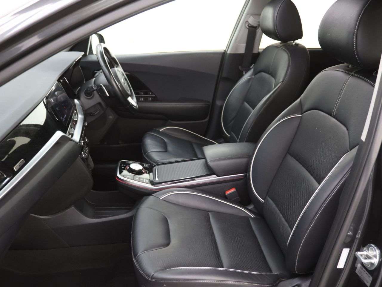 2021 KIA NIRO 2021 KIA NIRO