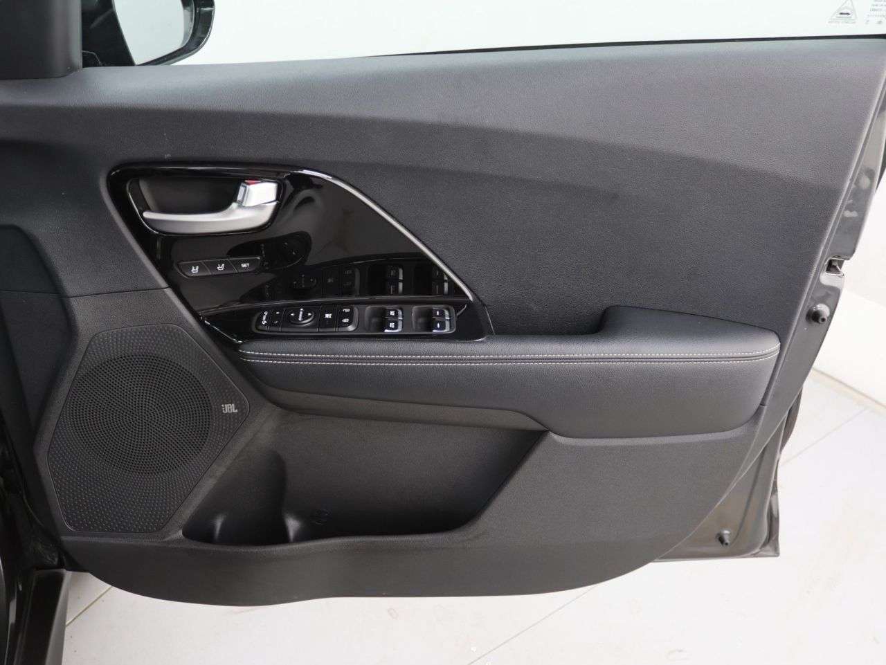 2021 KIA NIRO 2021 KIA NIRO
