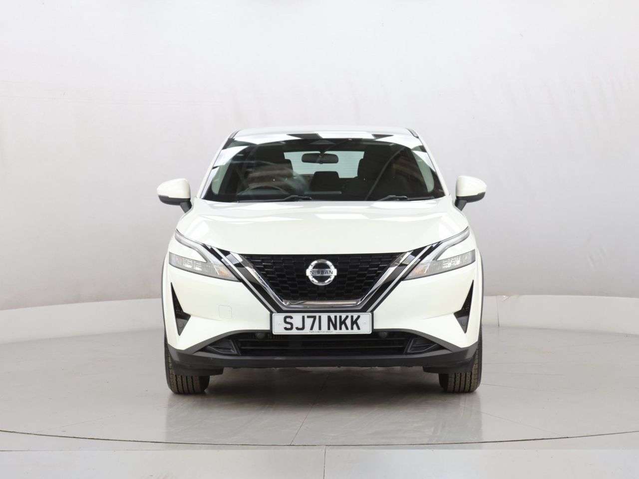 A 2021 NISSAN QASHQAI 1.3 DIG-T MHEV Acenta Premium SUV 5dr Petrol Hybrid Manual Euro 6 (s/s) (14 A 2021 NISSAN QASHQAI 1.3 DIG-T MHEV Acenta Premium SUV 5dr Petrol Hybrid Manual Euro 6 (s/s) (14