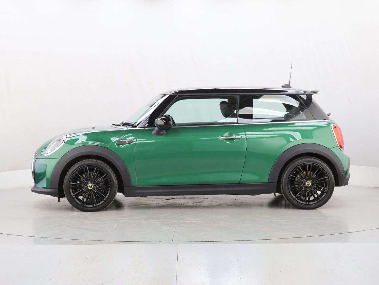 2021 MINI ELECTRIC HATCH 2021 MINI ELECTRIC HATCH