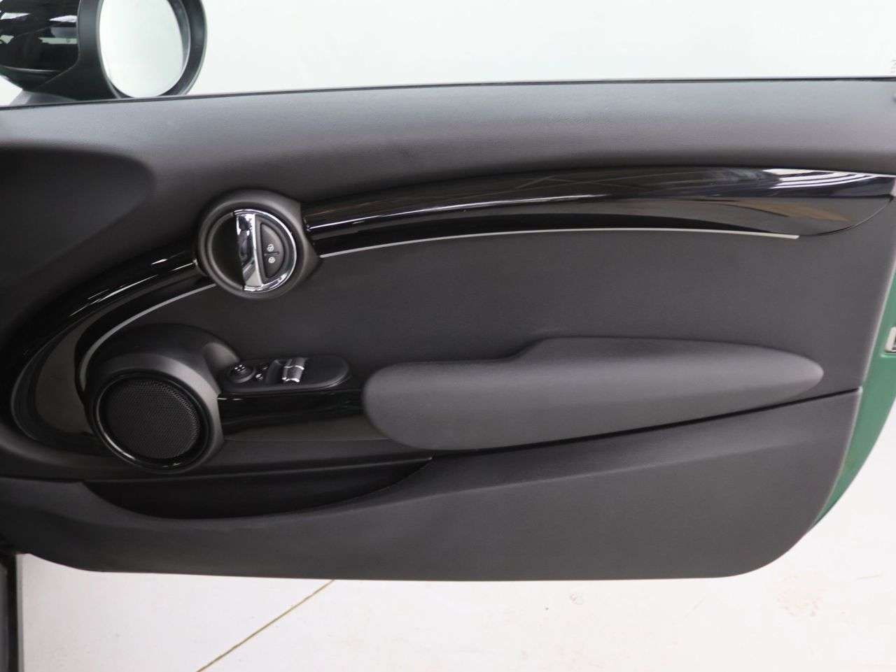 2021 MINI ELECTRIC HATCH 2021 MINI ELECTRIC HATCH