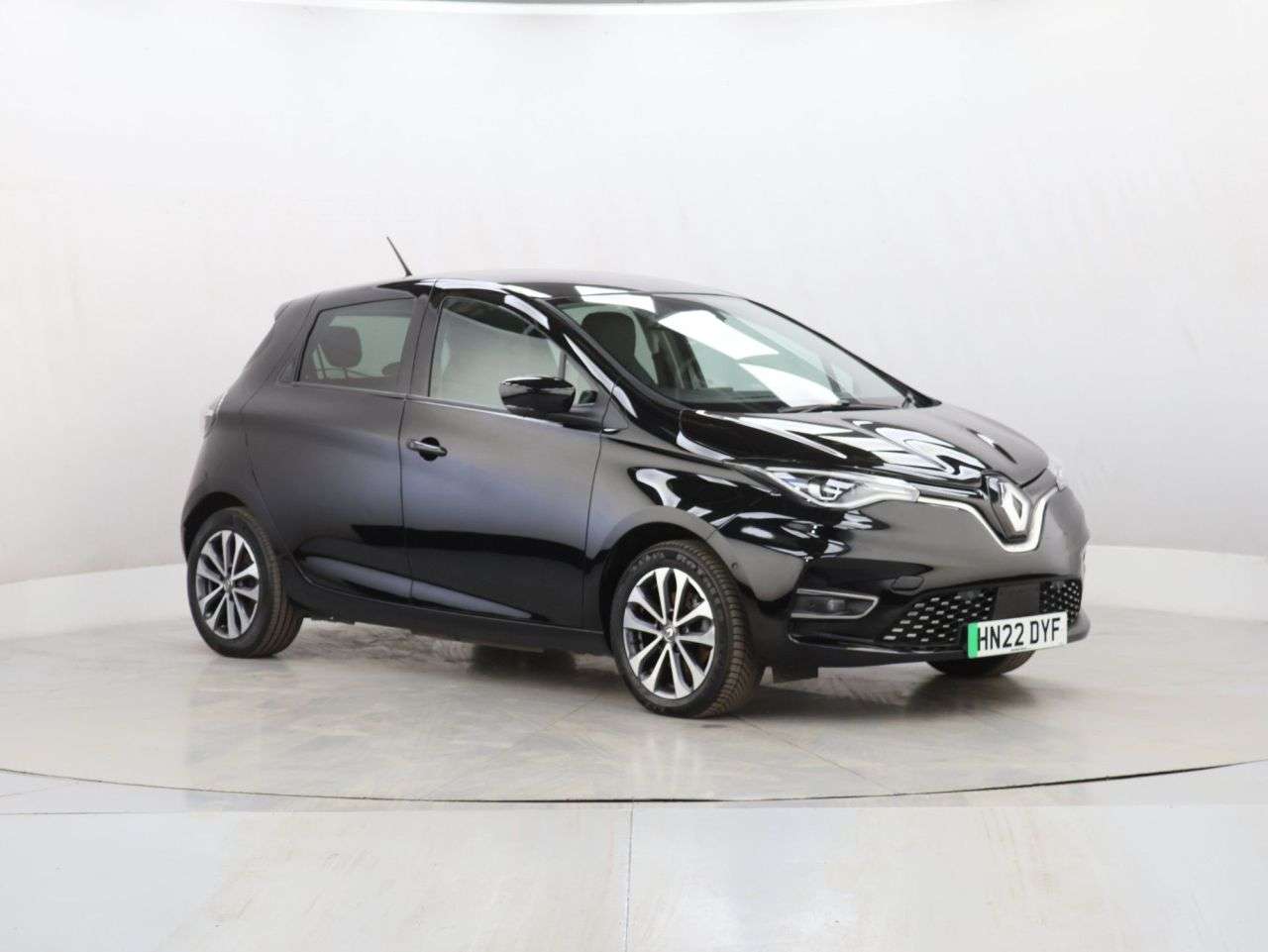 A 2022 RENAULT ZOE R135 EV50 52kWh GT Line + Hatchback 5dr Electric Auto (Rapid Charge) (134 b A 2022 RENAULT ZOE R135 EV50 52kWh GT Line + Hatchback 5dr Electric Auto (Rapid Charge) (134 b