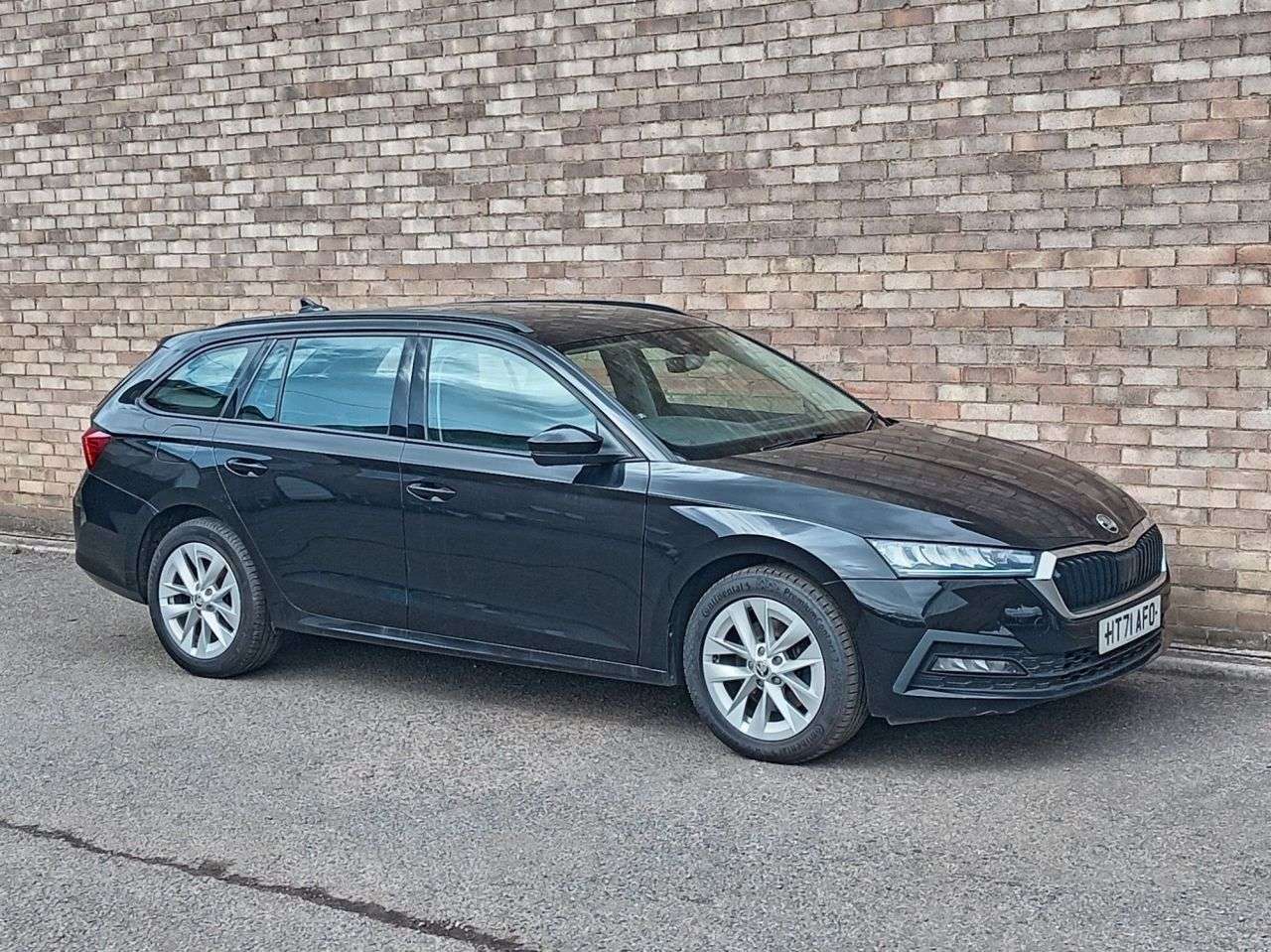 A 2022 SKODA OCTAVIA 1.4 TSI iV 13kWh SE Technology Estate 5dr Petrol Plug-in Hybrid DSG Euro 6 A 2022 SKODA OCTAVIA 1.4 TSI iV 13kWh SE Technology Estate 5dr Petrol Plug-in Hybrid DSG Euro 6
