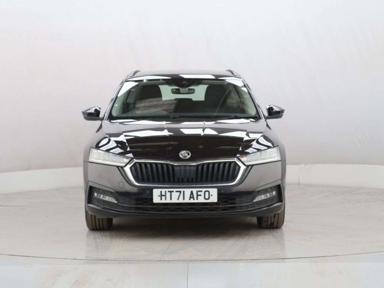 A 2022 SKODA OCTAVIA 1.4 TSI iV 13kWh SE Technology Estate 5dr Petrol Plug-in Hybrid DSG Euro 6 A 2022 SKODA OCTAVIA 1.4 TSI iV 13kWh SE Technology Estate 5dr Petrol Plug-in Hybrid DSG Euro 6