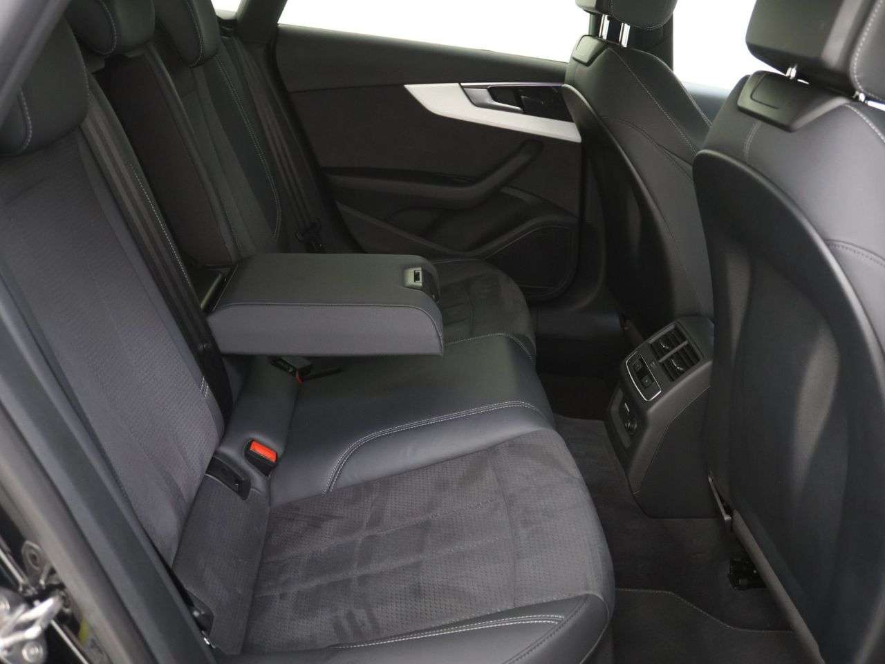 2022 AUDI A5 2022 AUDI A5