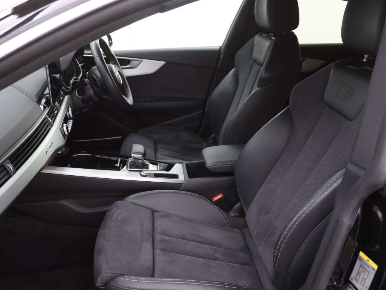 2022 AUDI A5 2022 AUDI A5