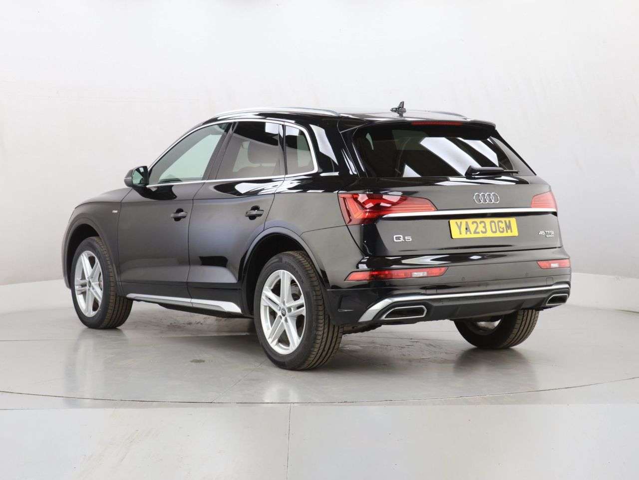 2023 AUDI Q5 2023 AUDI Q5