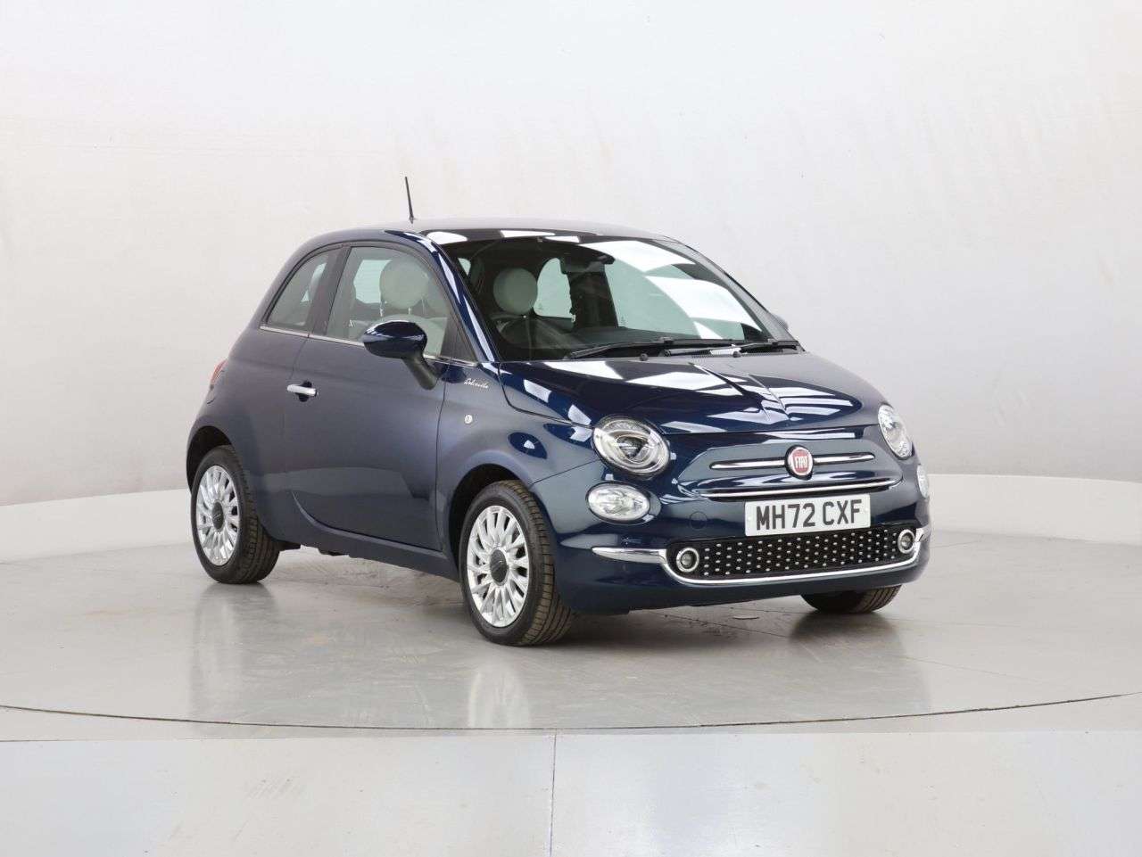 A 2023 FIAT 500 1.0 MHEV Dolcevita Hatchback 3dr Petrol Manual Euro 6 (s/s) (70 bhp) A 2023 FIAT 500 1.0 MHEV Dolcevita Hatchback 3dr Petrol Manual Euro 6 (s/s) (70 bhp)