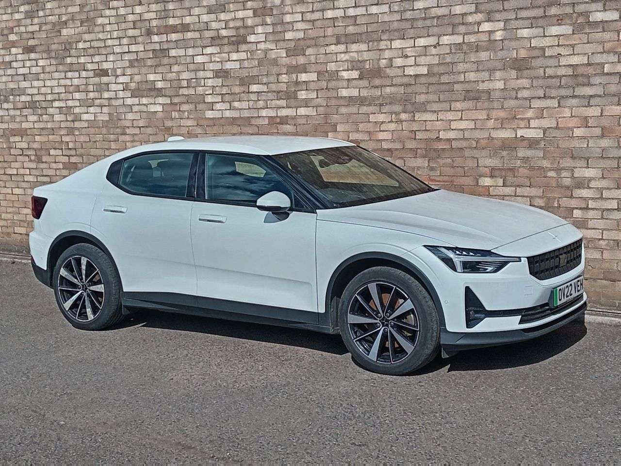 A 2022 POLESTAR POLESTAR 2 Single Motor 69kWh Standard Range Fastback 5dr Electric Auto FWD (231 ps) A 2022 POLESTAR POLESTAR 2 Single Motor 69kWh Standard Range Fastback 5dr Electric Auto FWD (231 ps)