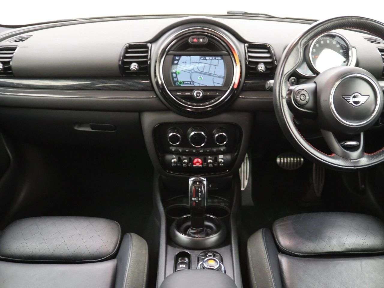 2018 MINI CLUBMAN 2018 MINI CLUBMAN