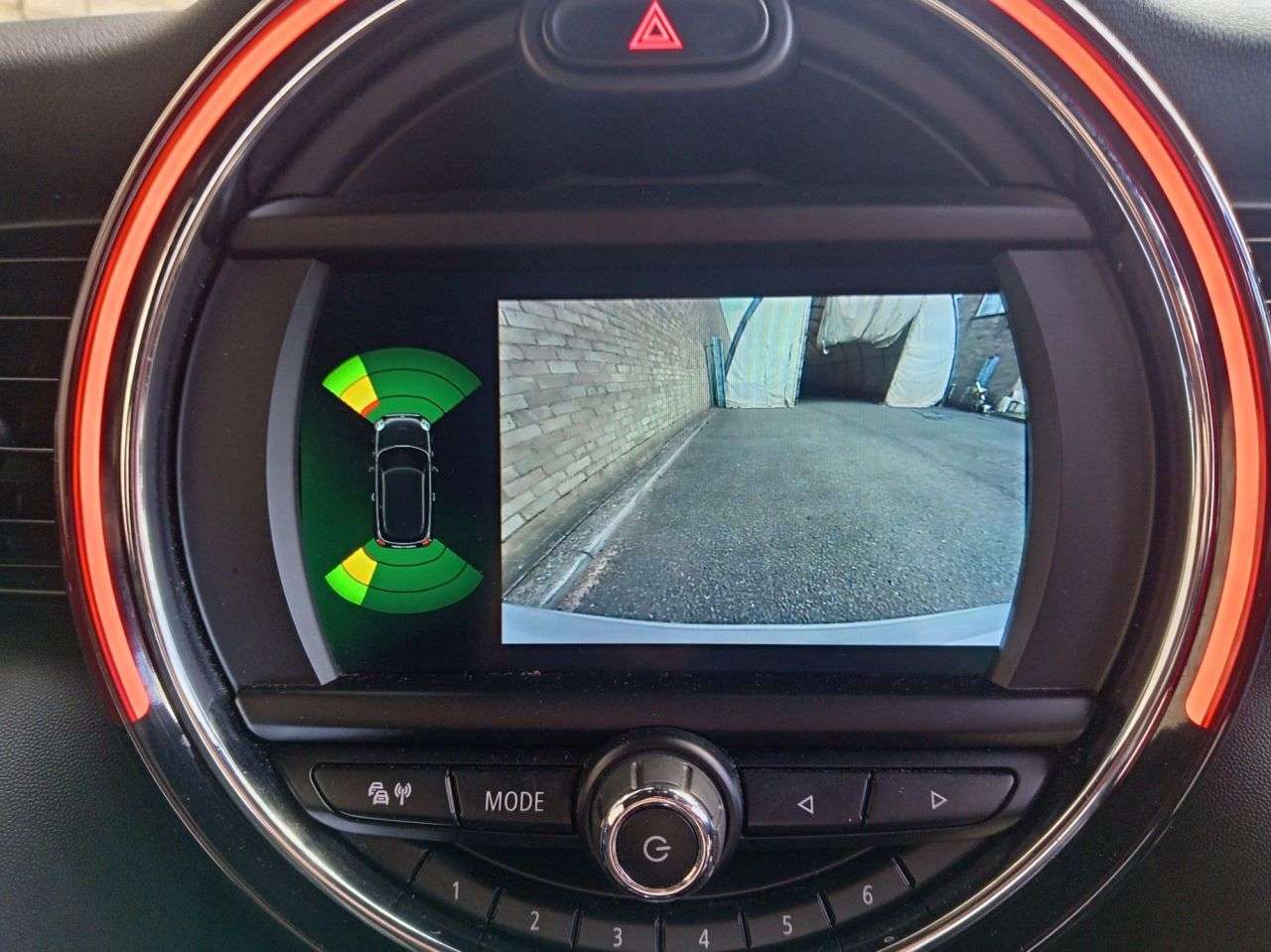 A 2019 MINI HATCH 1.5 Cooper Sport Hatchback 3dr Petrol Manual Euro 6 (s/s) (136 ps) A 2019 MINI HATCH 1.5 Cooper Sport Hatchback 3dr Petrol Manual Euro 6 (s/s) (136 ps)