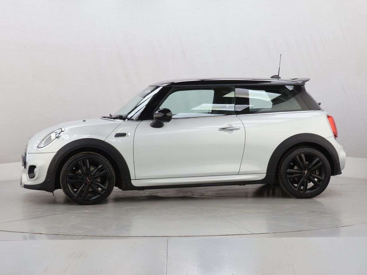 2019 MINI HATCH 2019 MINI HATCH