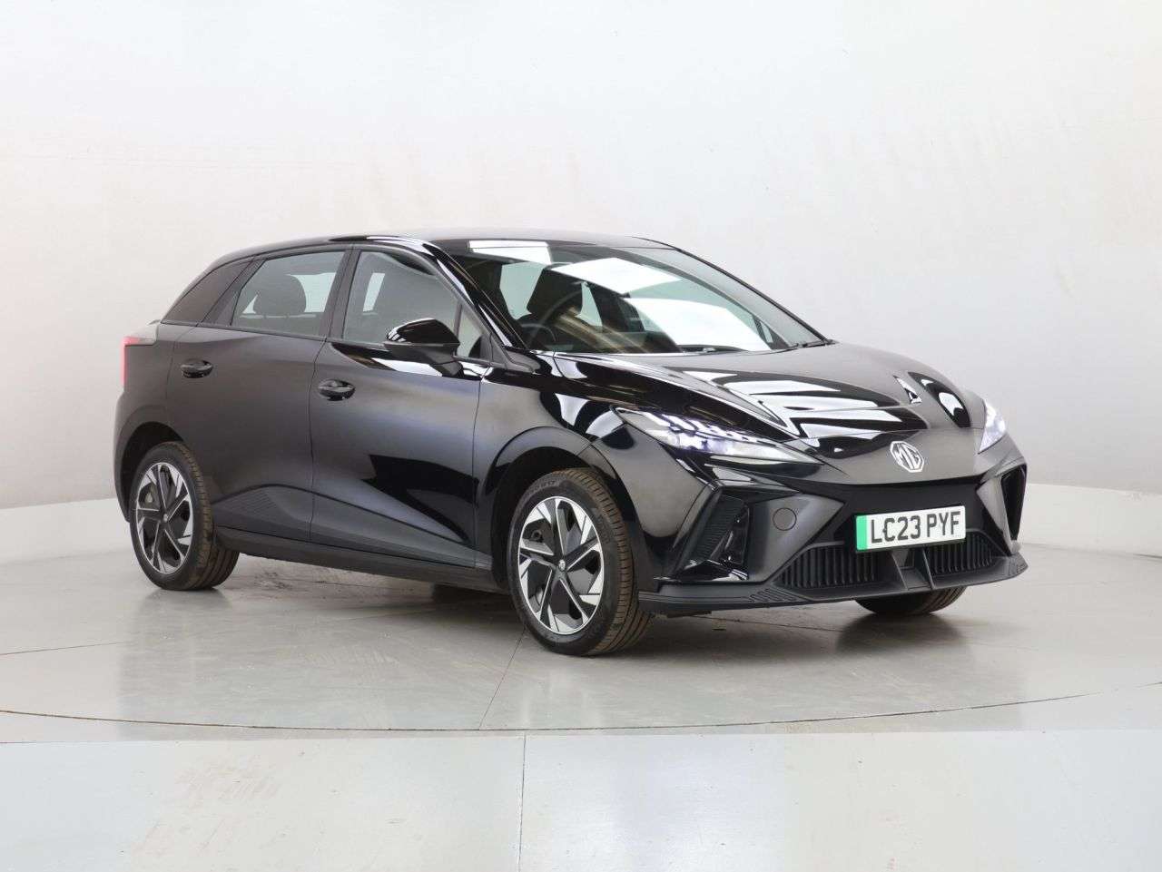 A 2023 MG MG 4 64kWh SE Long Range Hatchback 5dr Electric Auto (203 ps) A 2023 MG MG 4 64kWh SE Long Range Hatchback 5dr Electric Auto (203 ps)