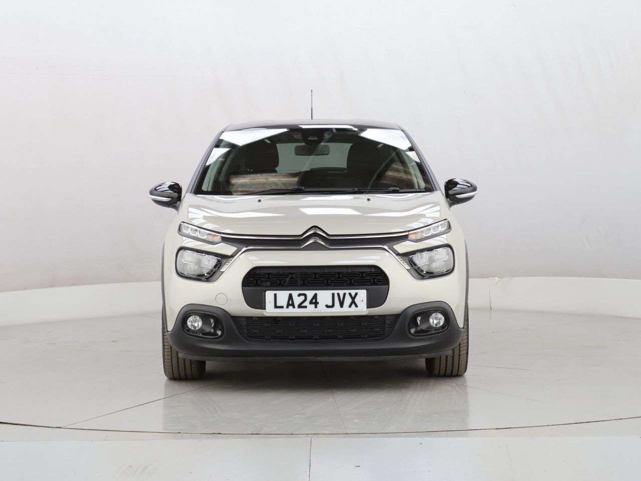 A 2024 CITROEN C3 1.2 PureTech PLUS Hatchback 5dr Petrol Manual Euro 6 (s/s) (83 ps) A 2024 CITROEN C3 1.2 PureTech PLUS Hatchback 5dr Petrol Manual Euro 6 (s/s) (83 ps)