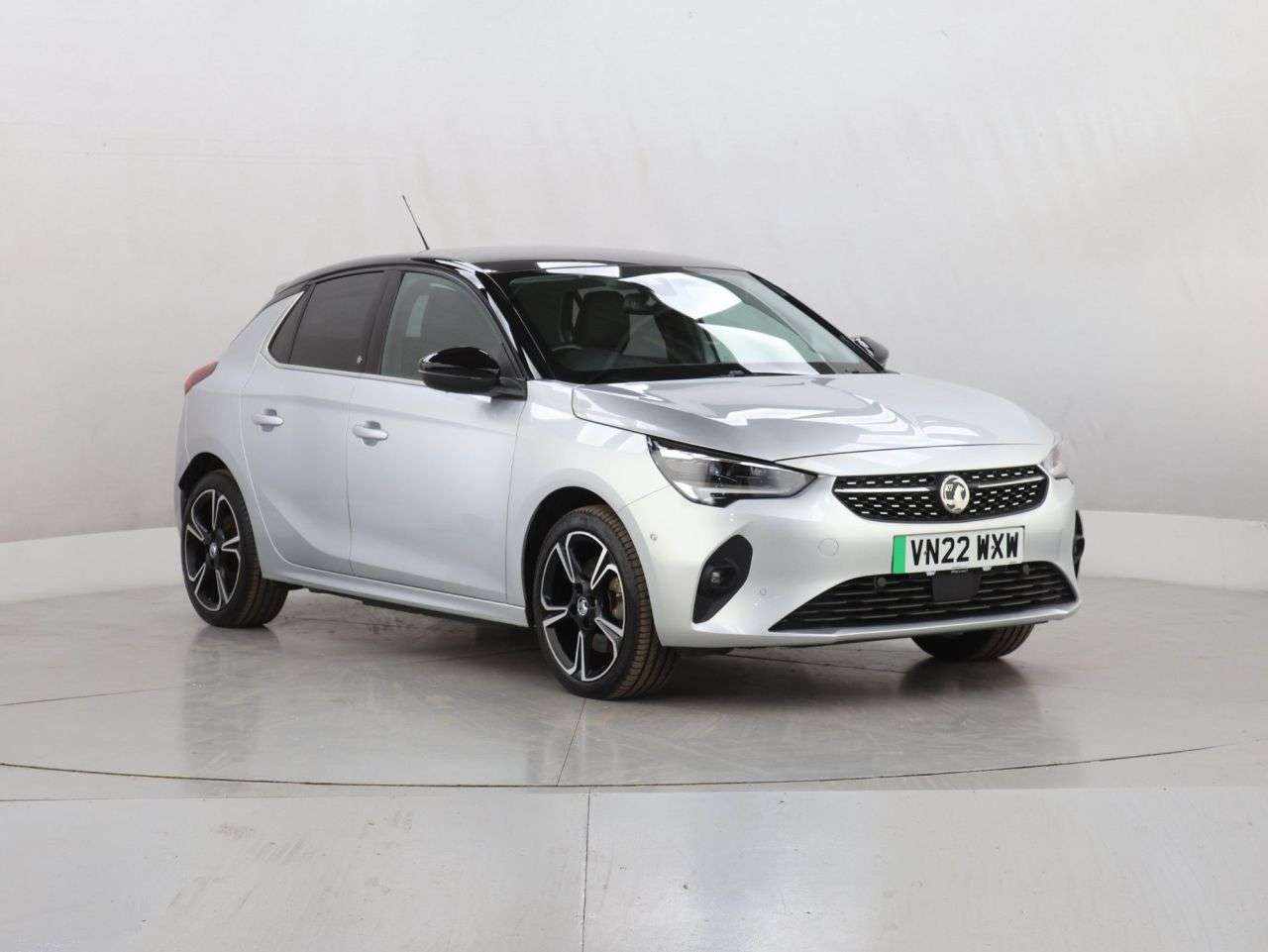 A 2022 VAUXHALL CORSA-E 50kWh Elite Premium Hatchback 5dr Electric Auto (136 ps) A 2022 VAUXHALL CORSA-E 50kWh Elite Premium Hatchback 5dr Electric Auto (136 ps)