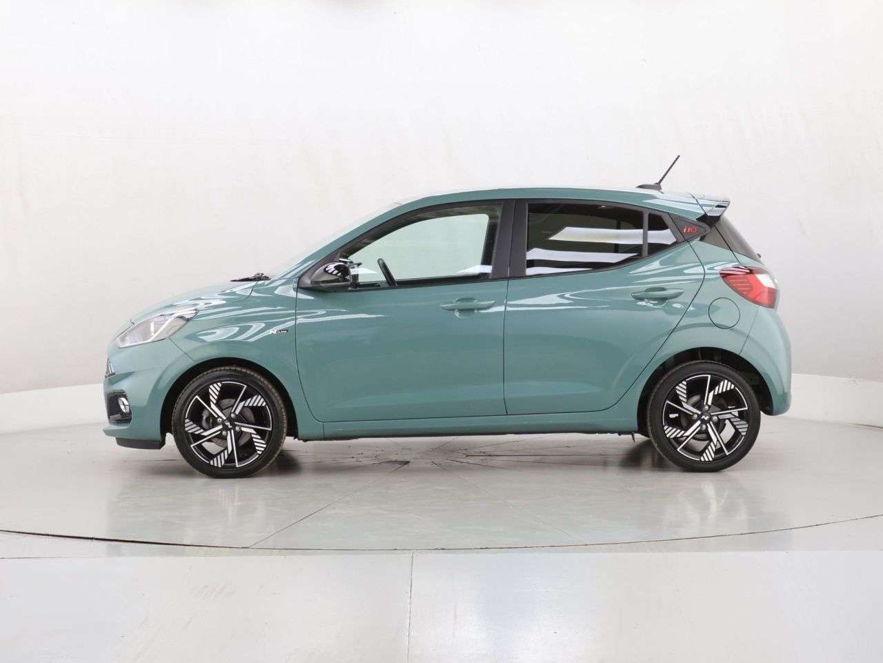 2024 HYUNDAI I10 2024 HYUNDAI I10