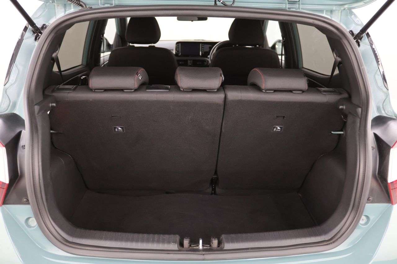 2024 HYUNDAI I10 2024 HYUNDAI I10