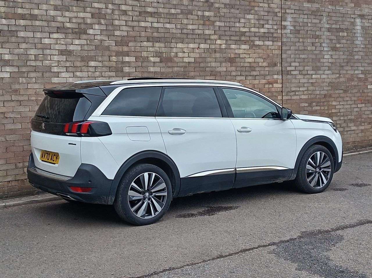 2020 PEUGEOT 5008 2020 PEUGEOT 5008
