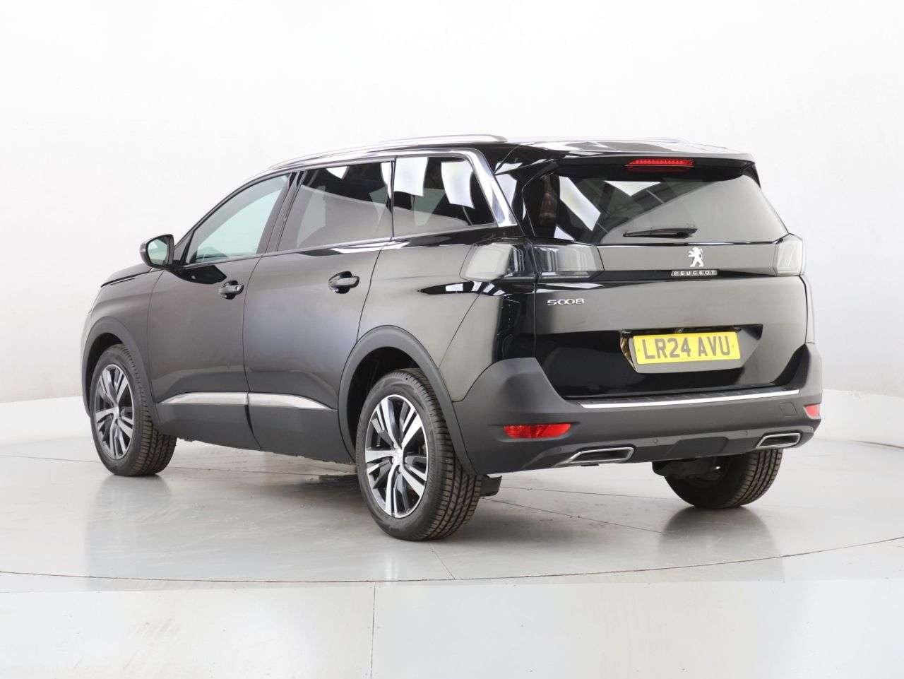 2024 PEUGEOT 5008 2024 PEUGEOT 5008