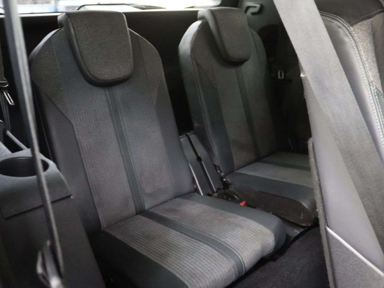 2024 PEUGEOT 5008 2024 PEUGEOT 5008