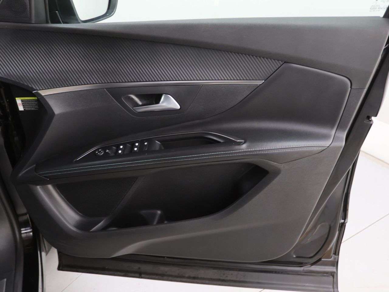 2024 PEUGEOT 5008 2024 PEUGEOT 5008