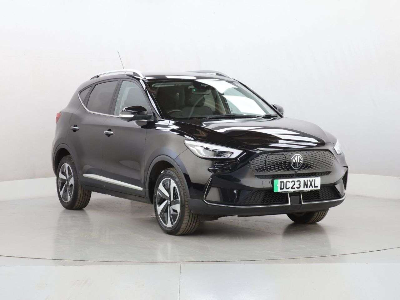 A 2023 MG MG ZS 72.6kWh Trophy Connect Long Range SUV 5dr Electric Auto (156 ps) A 2023 MG MG ZS 72.6kWh Trophy Connect Long Range SUV 5dr Electric Auto (156 ps)