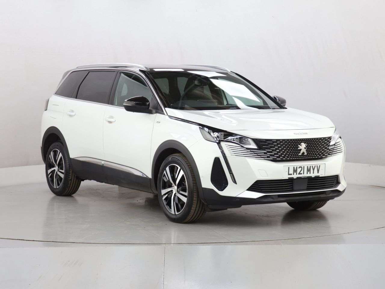 A 2021 PEUGEOT 5008 1.2 PureTech GT SUV 5dr Petrol EAT Euro 6 (s/s) (130 ps) A 2021 PEUGEOT 5008 1.2 PureTech GT SUV 5dr Petrol EAT Euro 6 (s/s) (130 ps)