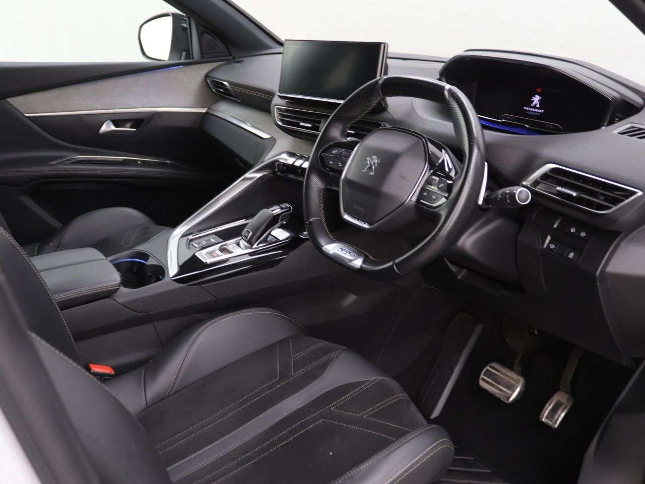 2021 PEUGEOT 5008 2021 PEUGEOT 5008